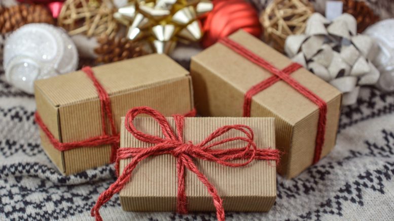 Noël 2015 : 7 idées cadeaux beauté pour femme à moins de 10 euros